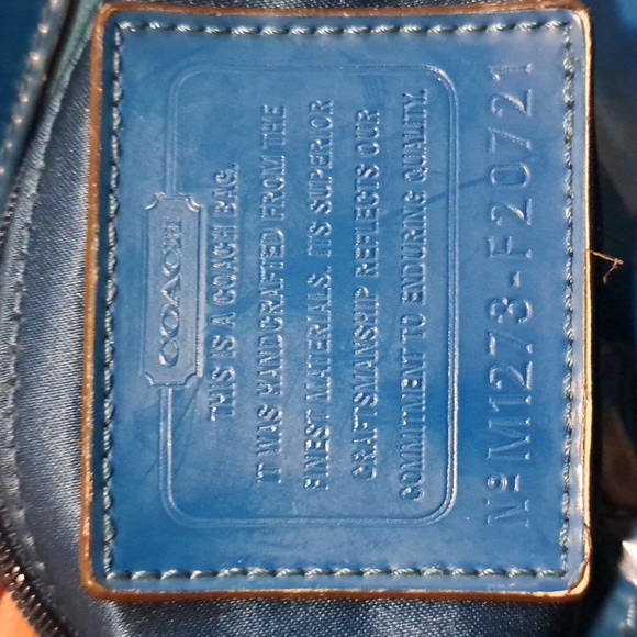 Coach Poppy Liquid Gloss quilted patent leather handbag  teal or turquoise blue - Picture 9 of 16